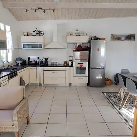 Maison Flottaise Chaleureuse Nyaraló