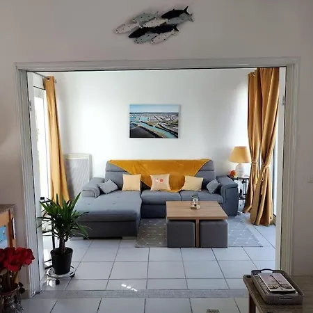 Nyaraló Maison Flottaise Chaleureuse *