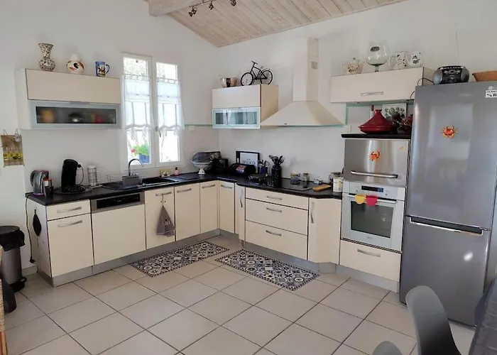 Nyaraló Maison Flottaise Chaleureuse La Flotte