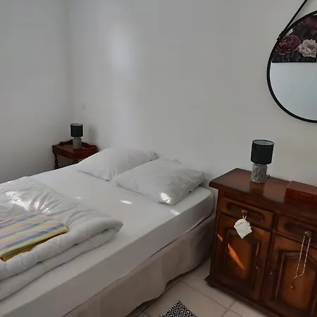 펜션 Maison Flottaise Chaleureuse 라플로트